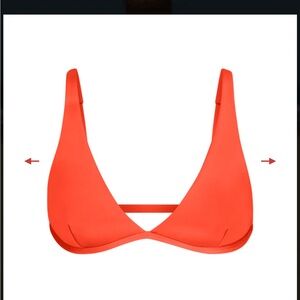 Left on Friday Heat Wave Top in Aperol Size M